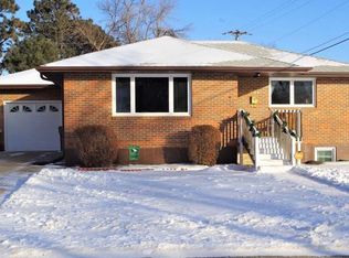 1704 Linda Dr, Mandan, ND 58554