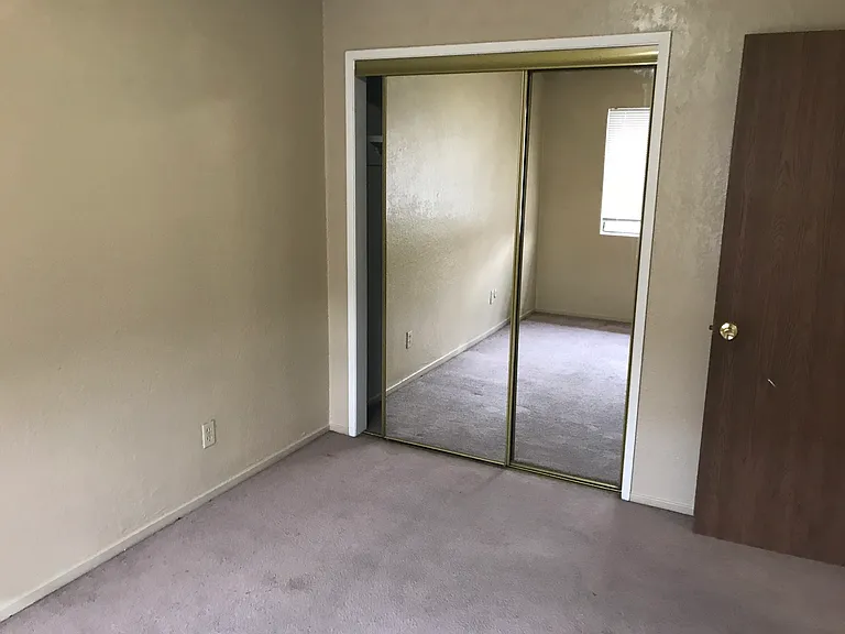 Morton Place Apartments — Photo 15