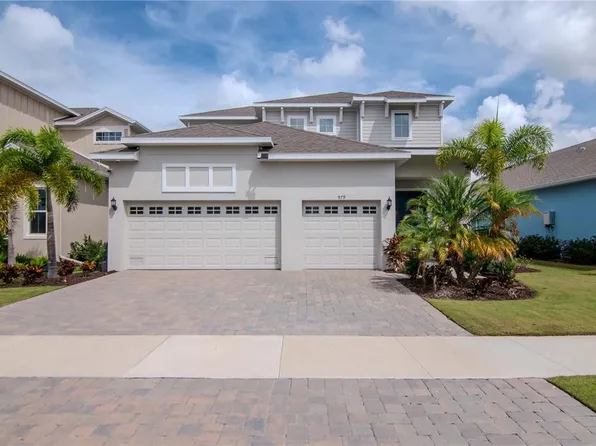 979 Signet Dr, Apollo Beach, FL 33572