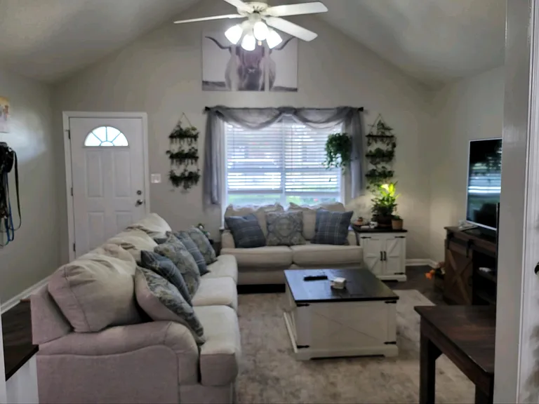 1781 Wayland Park Dr — Photo 17