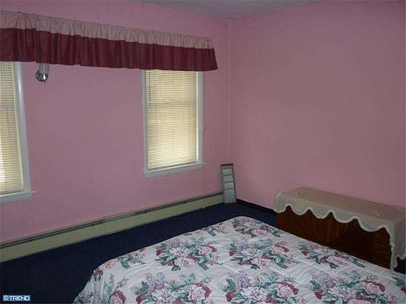 3rd image of 235 Woodlawn Ave