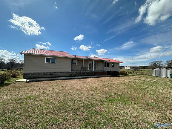 3rd image of 2090 County Road 1212