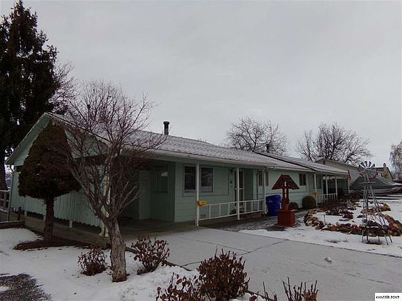 4th image of 909 Stewart Ave