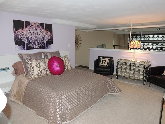 2nd image of 2200 Arch St Unit 202