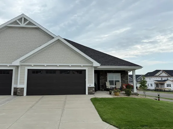 6702 Bellflower Pointe Dr, Deforest, WI 53532