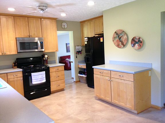5th image of 5862 Newbridge Dr