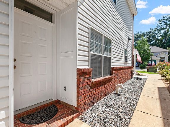4th image of 5034 Mint Hill Ct