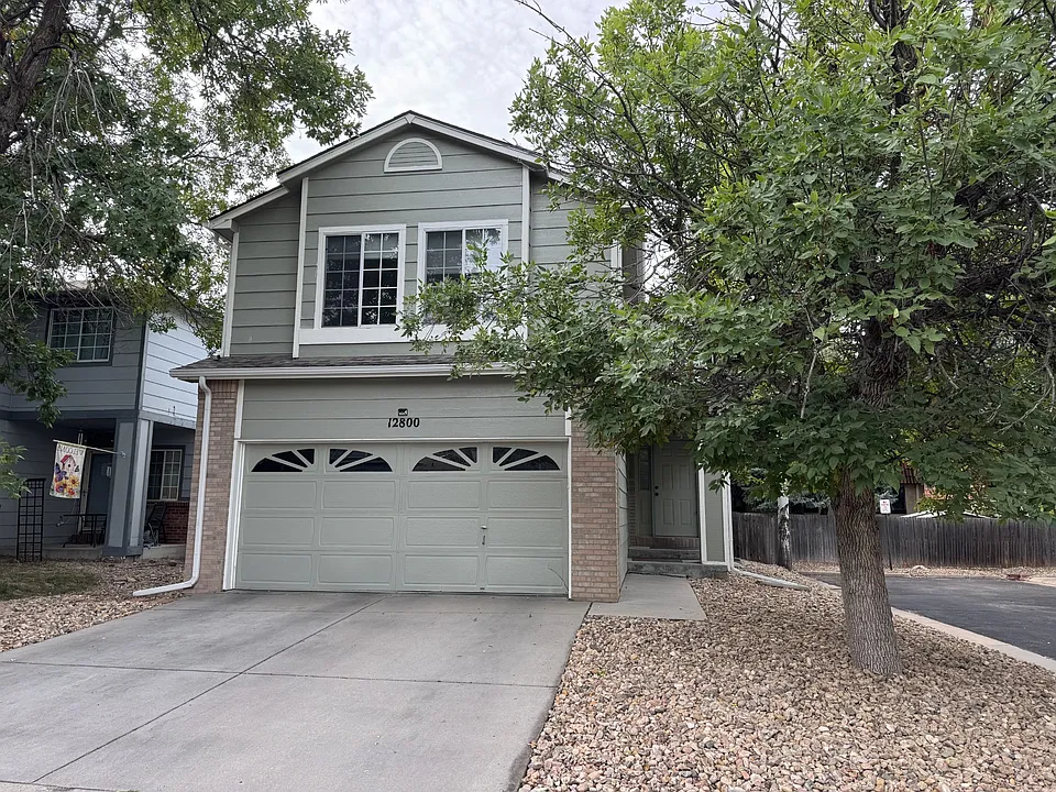 12800 E Wyoming Cir