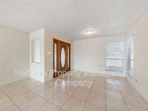 5th image of 6323 Forest Bnd
