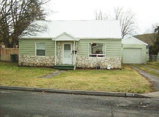 305 NW 6th Ave, Milton Freewater, OR 97862