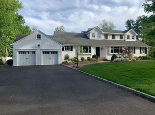 3 Highview Dr, Livingston, NJ 07039