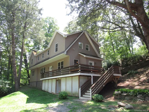 101 Bundy Hill Road, Holmes, NY 12531