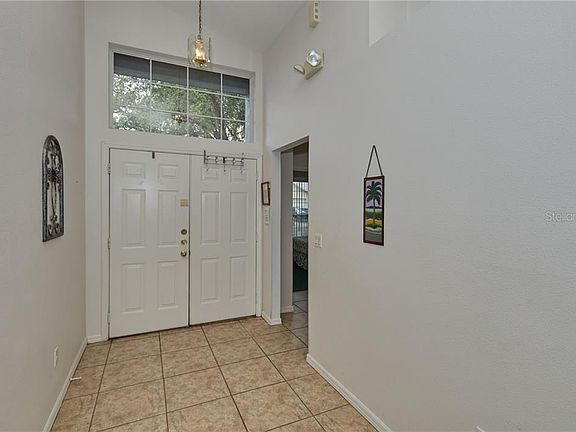 2nd image of 2129 Mallory Cir