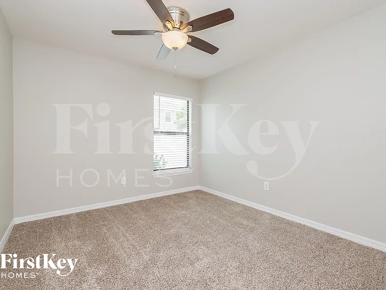 11867 Thicket Wood Dr — Photo 13