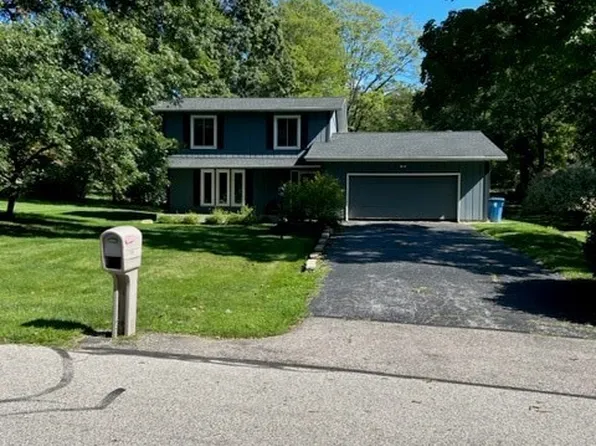 833 Bridlewood Dr, Akron, OH 44321