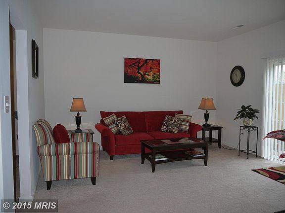 3rd image of 4304 Turriff Ln