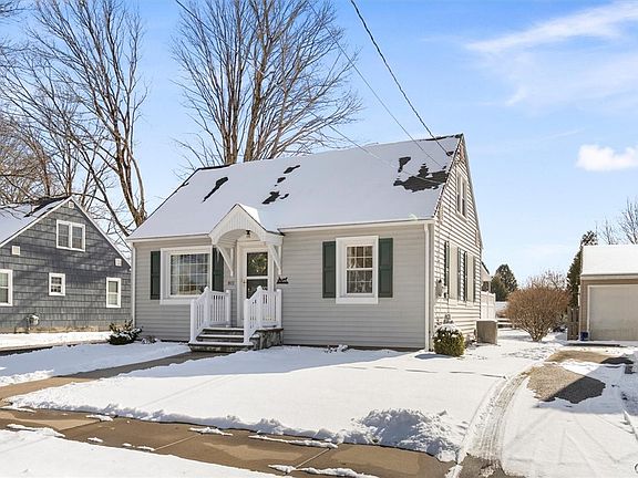 5th image of 811 Massena Ave