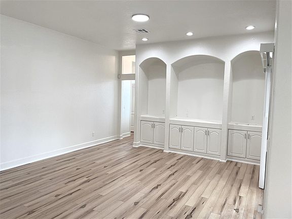 3rd image of 3366 Sterling Lake Cir