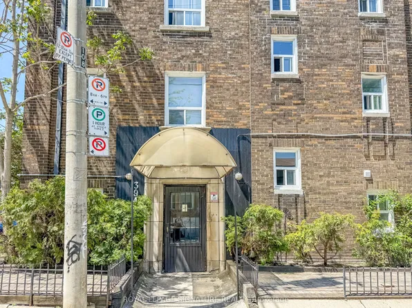 394 Dovercourt Rd #34, Toronto, ON M6J 3E7