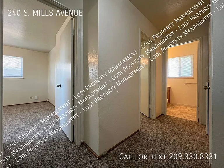 240 S Mills Ave — Photo 11