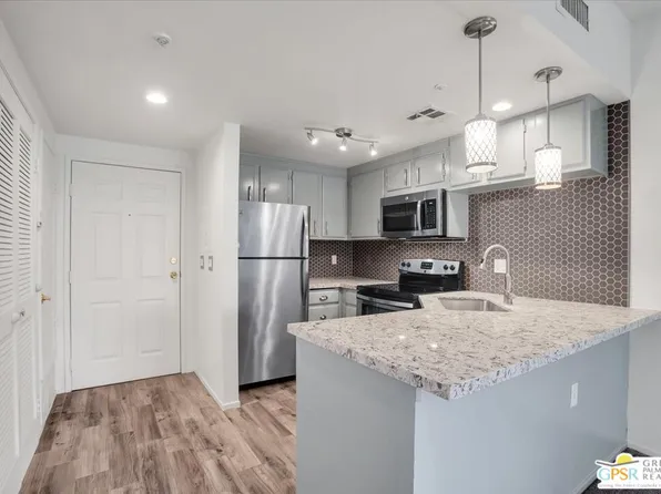 69130 Gerald Ford Dr APT 40, Cathedral City, CA 92234