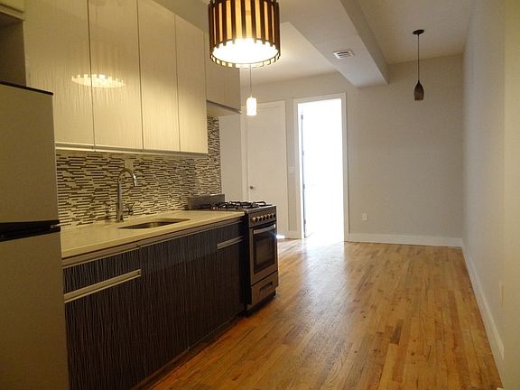 2nd image of 1073 Bedford Ave #2RKA