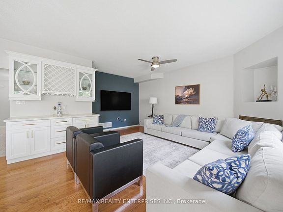 4th image of 5811 Cornell Cres