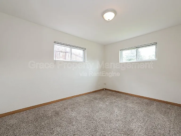9301 Ellen Ct — Photo 13