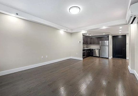 3rd image of 2885 W 15th St APT 6A