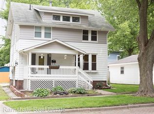 604 N Prairie St, Champaign, IL 61820