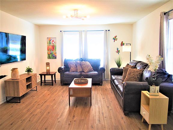 2nd image of 7018 Yucca Dr