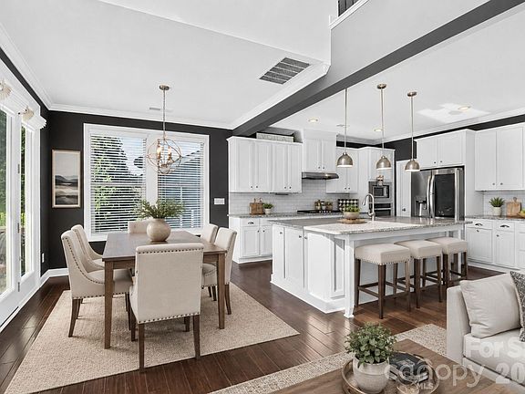 2nd image of 6071 Drave Ln