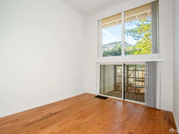 1253 Terra Nova Blvd, Pacifica, CA 94044