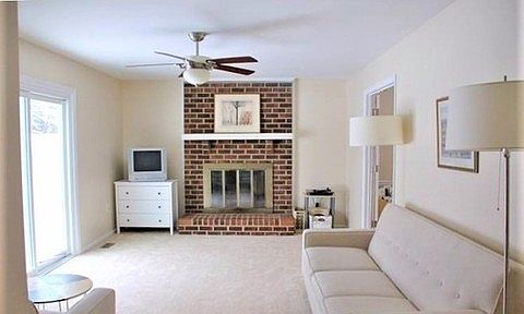 3rd image of 13381 Brookfield Ct