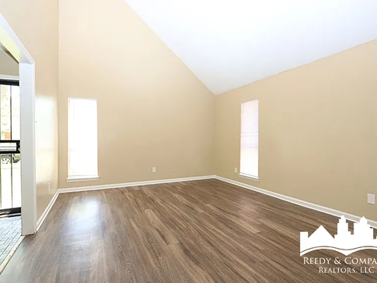 5104 Corkwood Dr — Photo 16