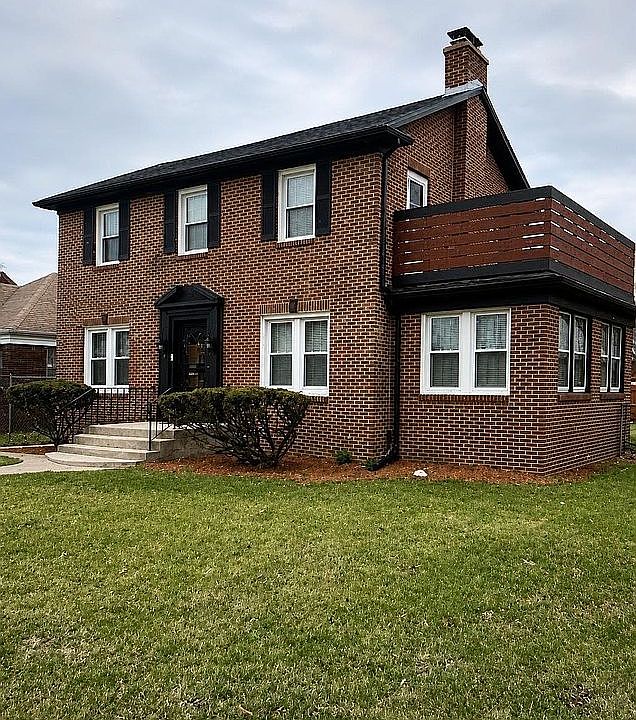 1st image of 575 Taft St