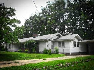 406 N Caldwell St, Paris, TN 38242
