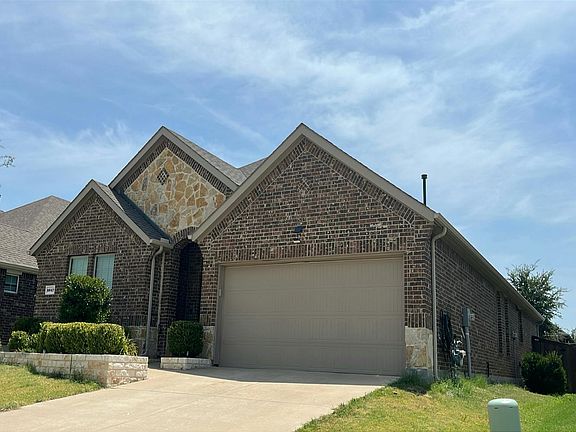 2nd image of 5847 Melville Ln