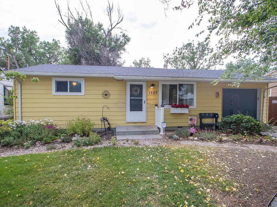 1st image of 1527 Fremont Ave