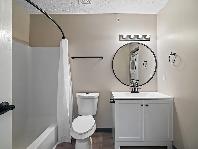 Cherry Tree Village Apartments — Photo 186