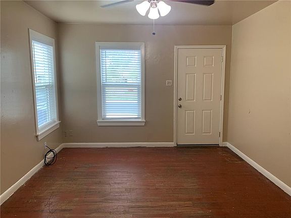 5th image of 2751 Soledad St