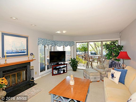 Extra-large living room with fireplace