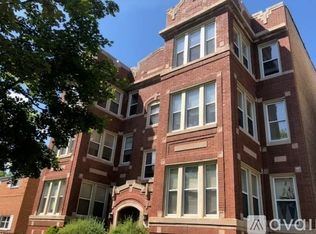 2142 W Touhy Ave APT 3W, Chicago, IL 60645