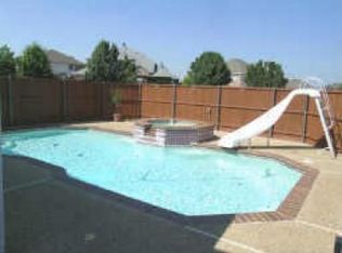 625 Mossycup Oak Dr, Plano, TX 75025