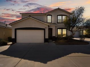 6676 Black Oil Dr, Las Vegas, NV 89122