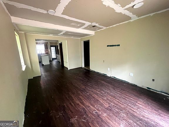 5th image of 6717 Live Oak Ln