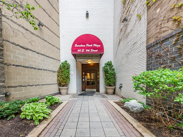 40 E 9th St APT 1918, Chicago, IL 60605