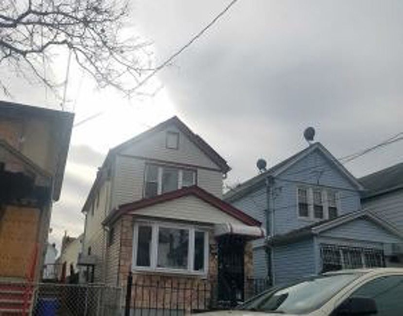 1st image of 150-52 115th Dr