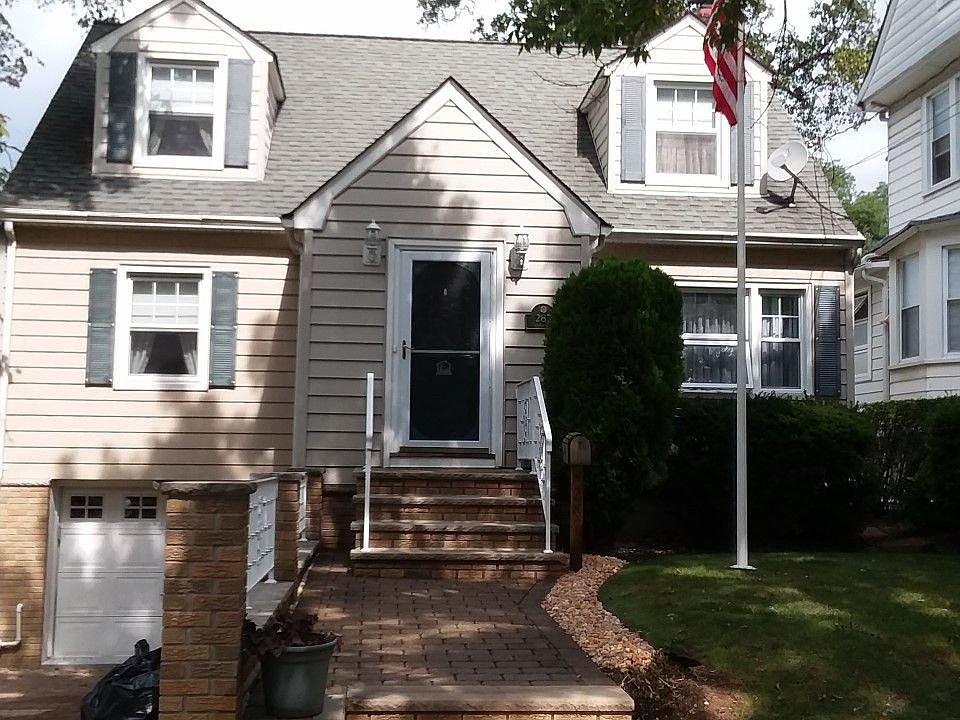 1st image of 287 College Ave