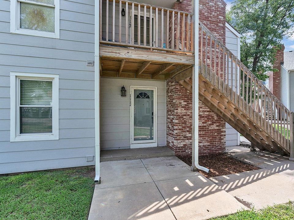 1st image of 1717 S Cypress St APT 1112
